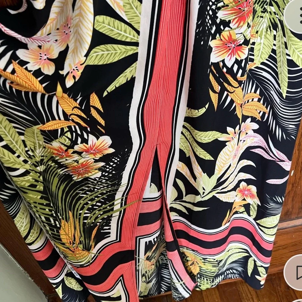 Tropical Floral Black Dress - Picture 4 of 5